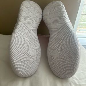 Puma Lamelo ball sneakers!! Men 7